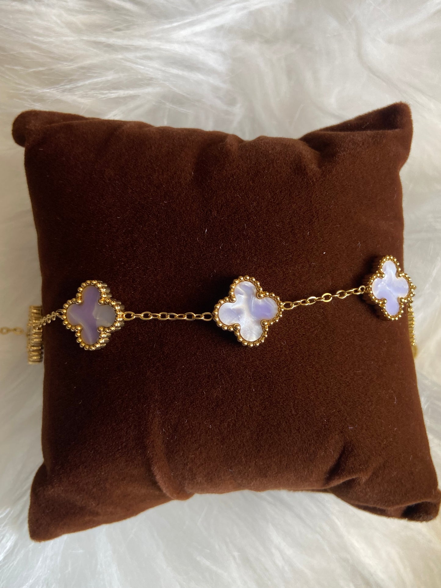 Bracelet van cleef violet clair (strass blanche )