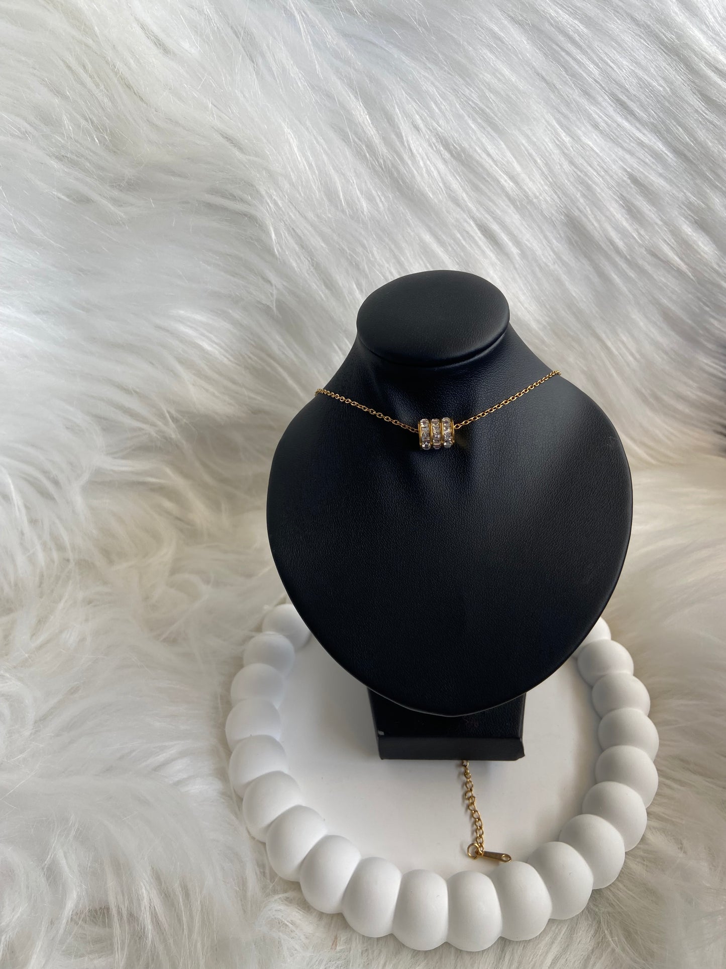 Collier breloque strass
