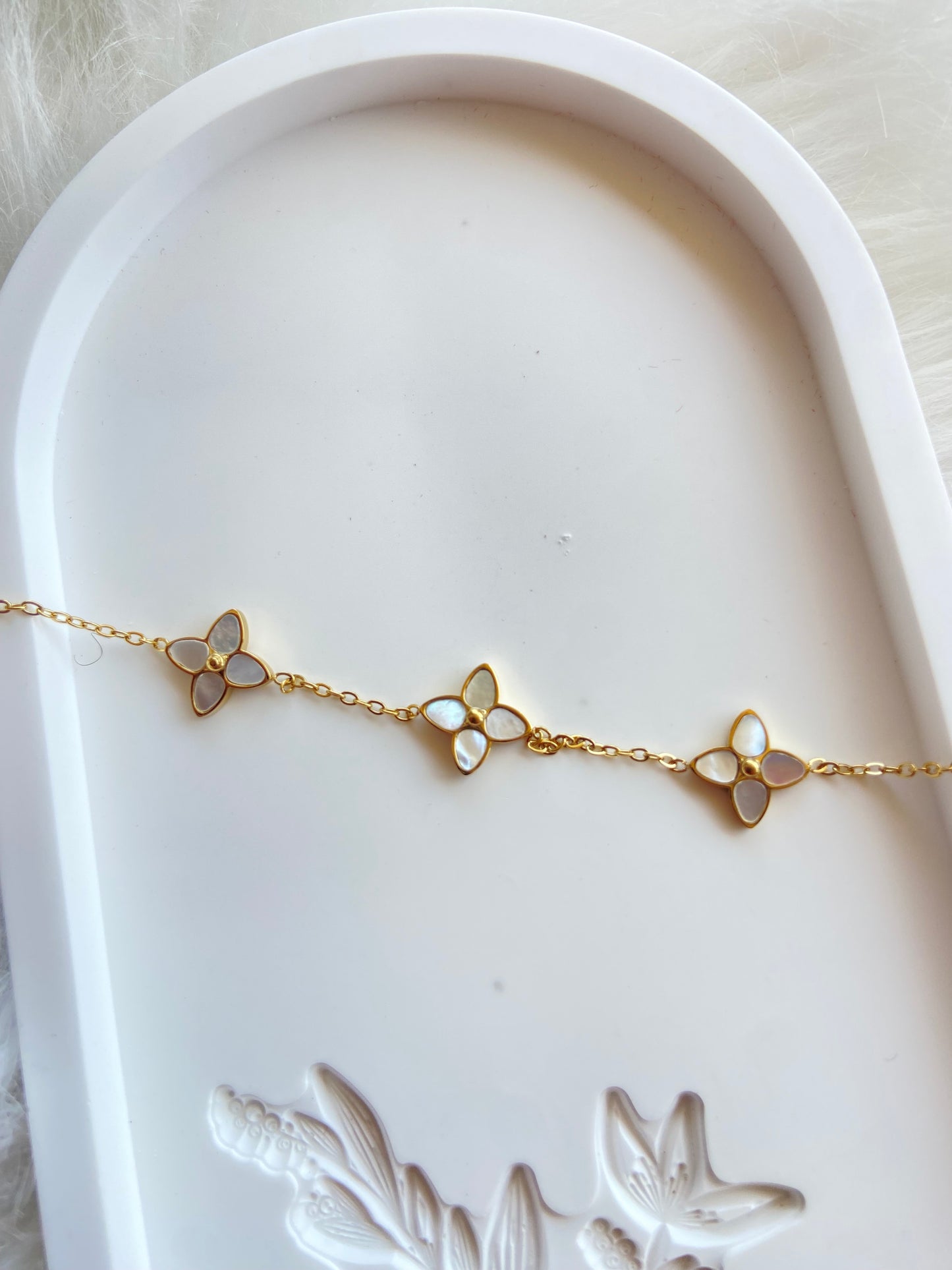 Bracelet flower