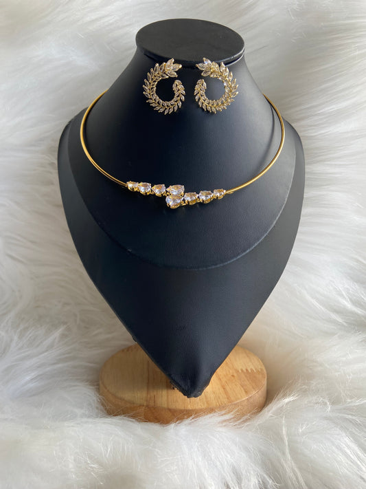 Ensemble ras de cou