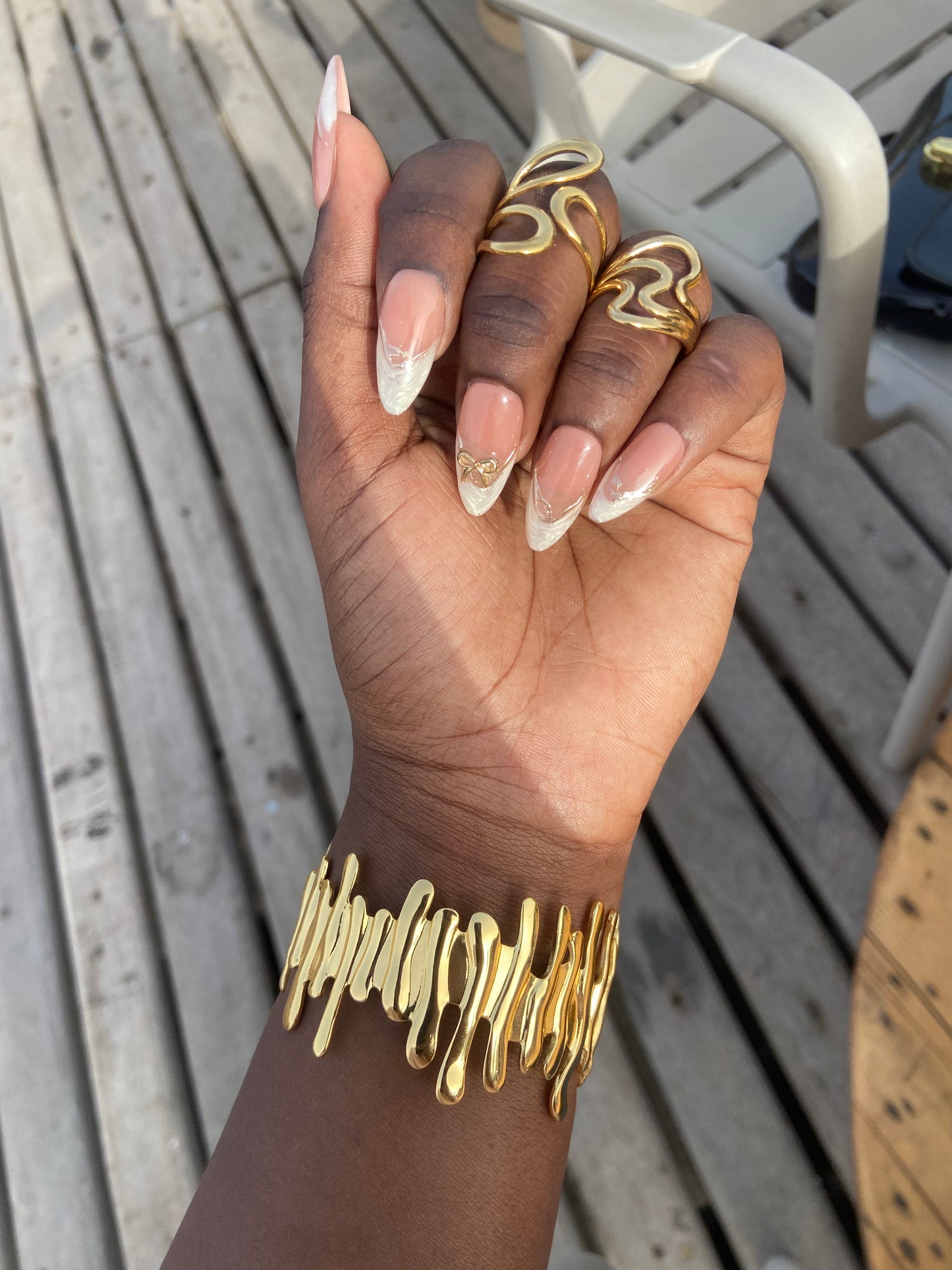 Bracelet melt